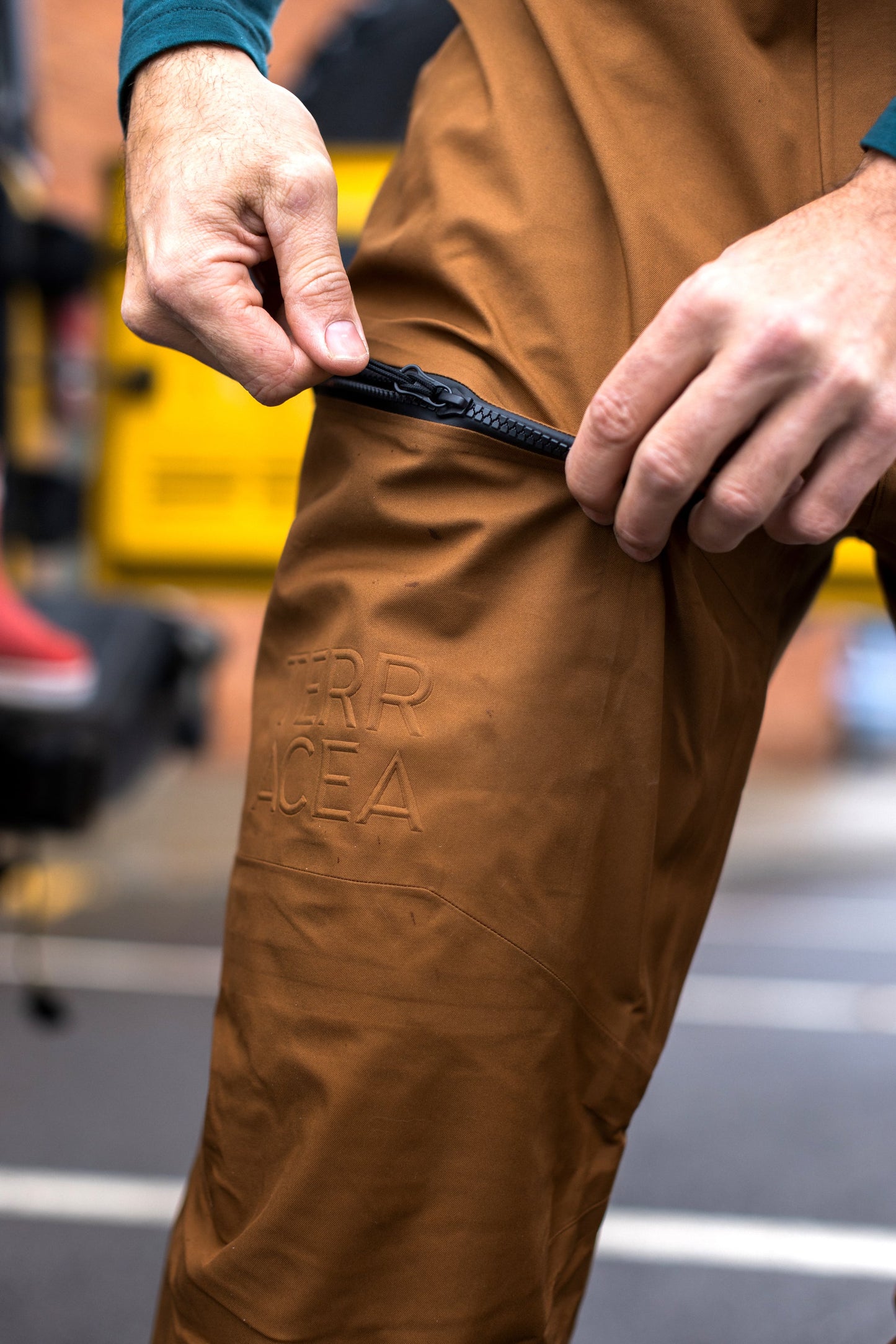 MEN'S BOXWOOD/KOA 3L BIB PANT