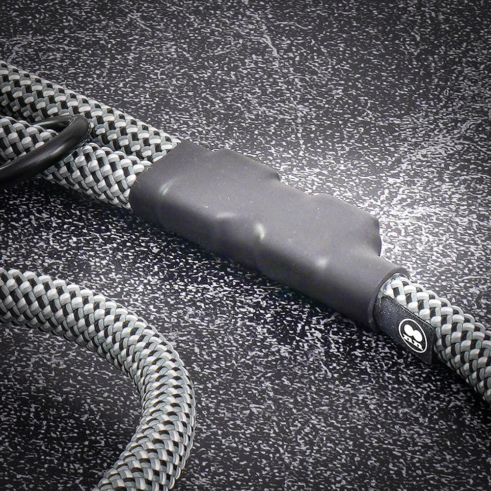 Customizable Boulder Hybrid Rope Dog Leash | Swiveling Carabiner | Tuenne