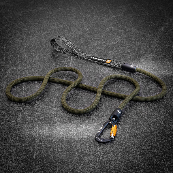 Rope Dog Leash with Auto-Locking Carabiner – 9.8mm Dry-Treated | Olive | Tuenne